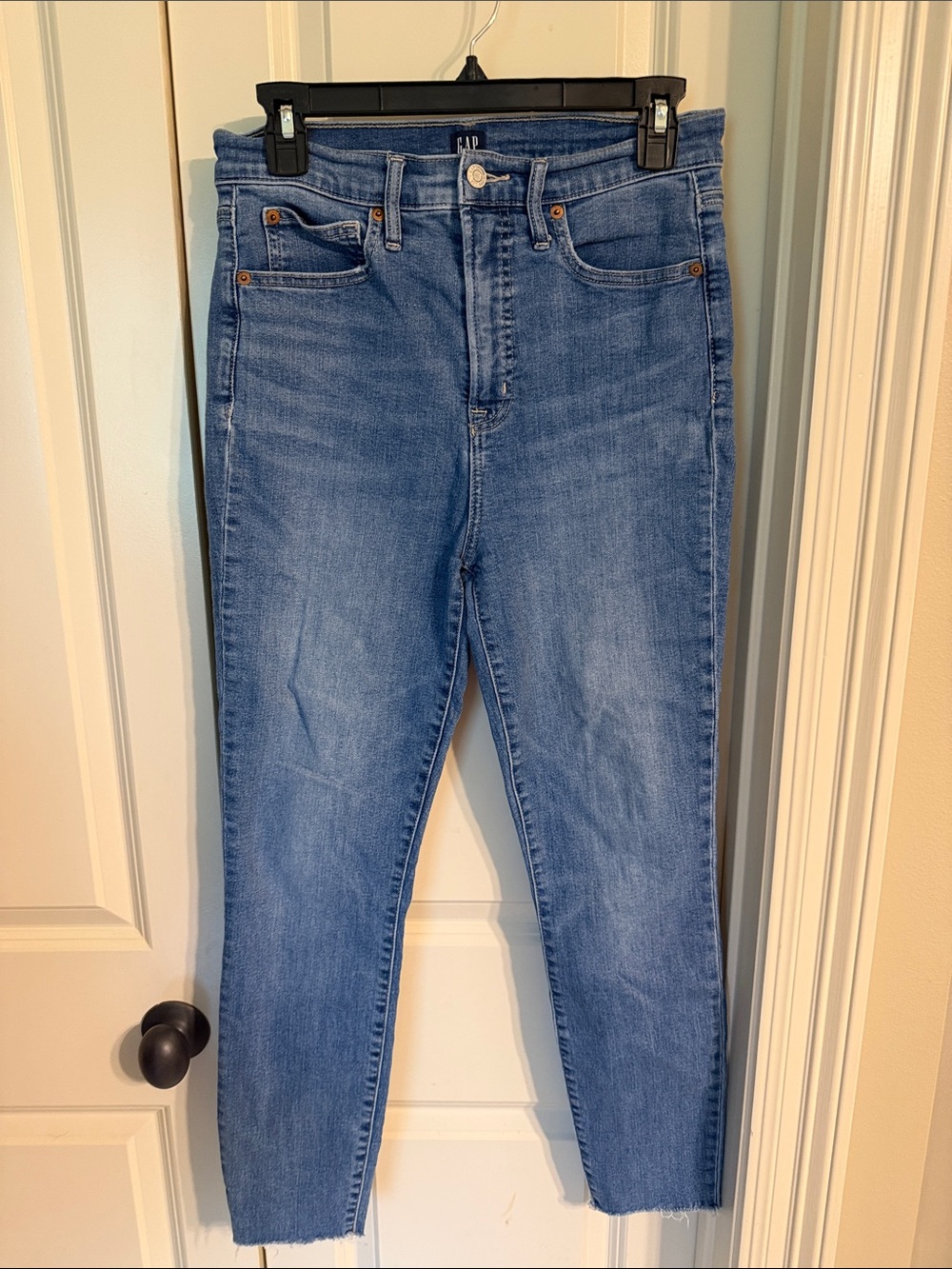 GAP High-Rise Slim Jeans in Light/Medium Blue Wash
